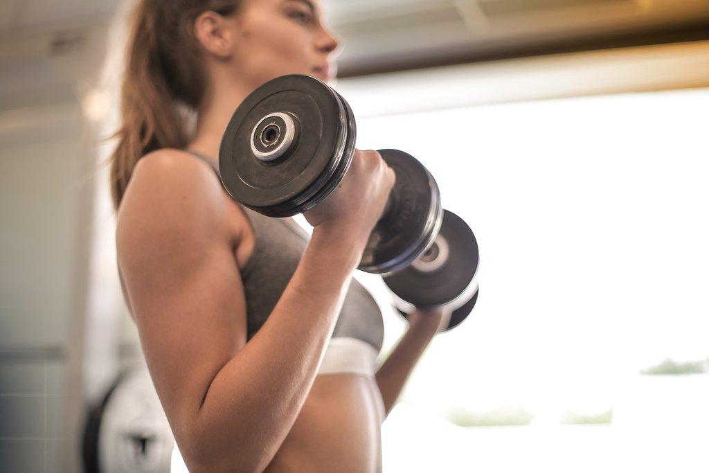 public/uploads/2021/10/upper-body-workout-women_1024x1024.jpg